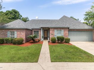 204 Devon Way, Youngsville, LA 70592