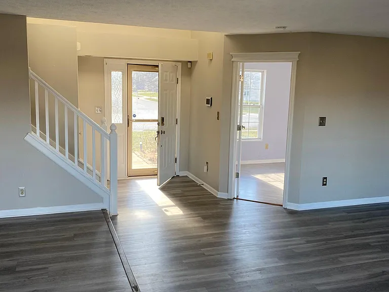 6540 W Irving Dr — Photo 6