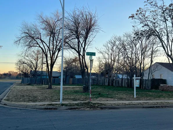 2401 39th St, Lubbock, TX 79412