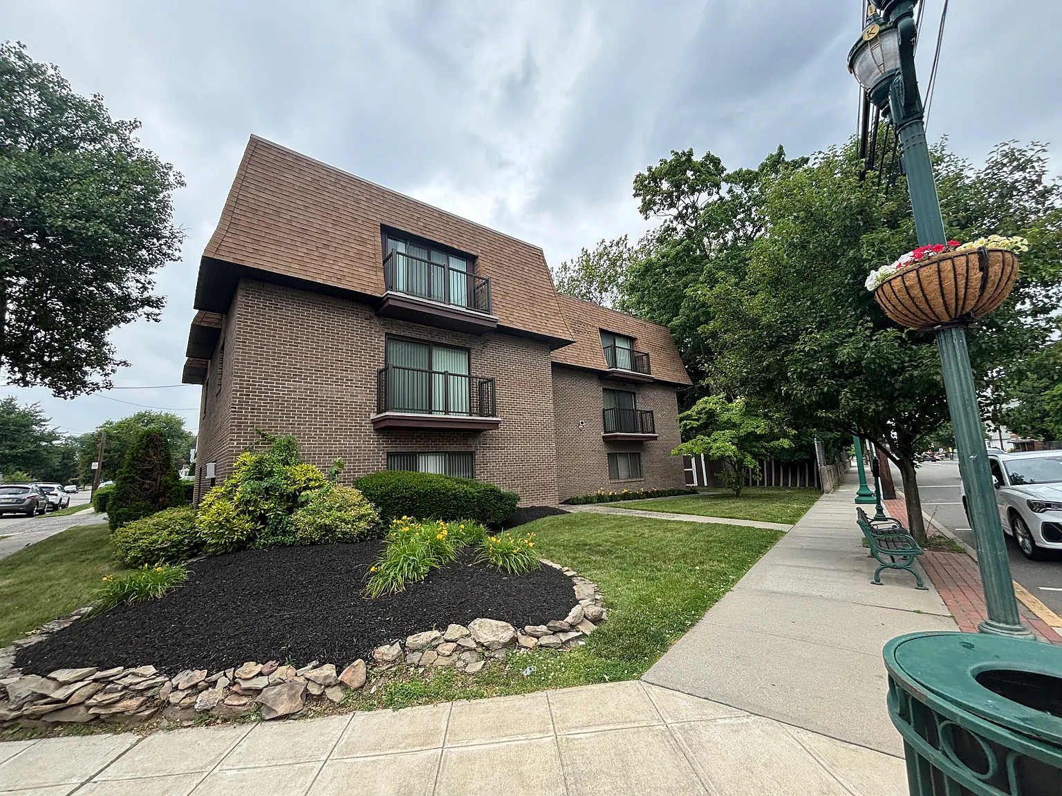 2 bed, $2,000 — Photo 1