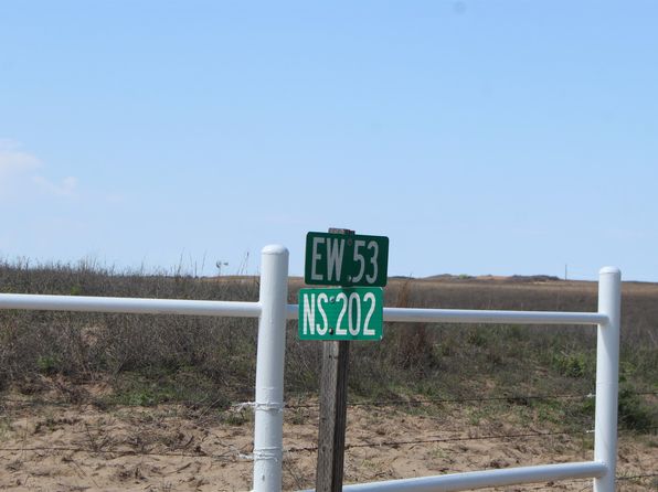 53471 S County Road 202, Sharon, OK 73857