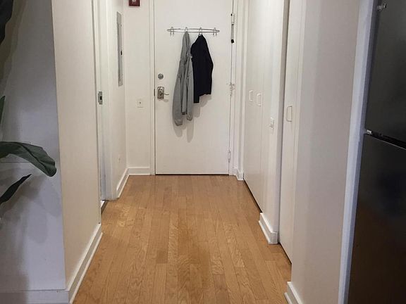 Foyer/entrance