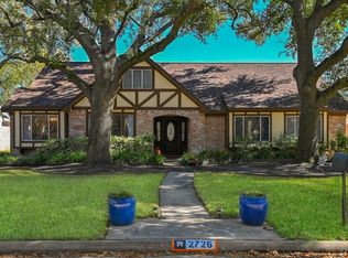 2726 Manila Ln, Houston, TX 77043