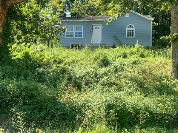 4471 Washington St W, Charleston, WV 25313