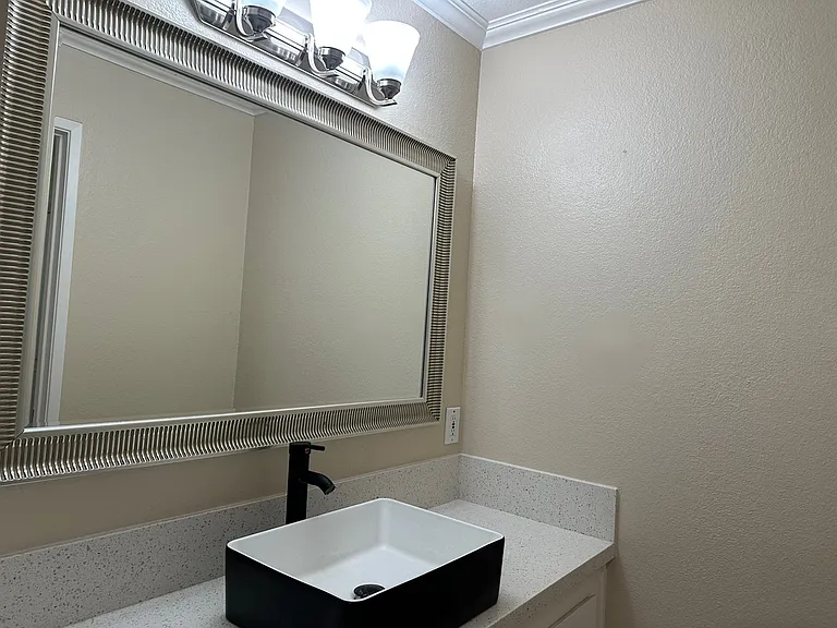279 Tradewinds Dr #8 — Photo 15