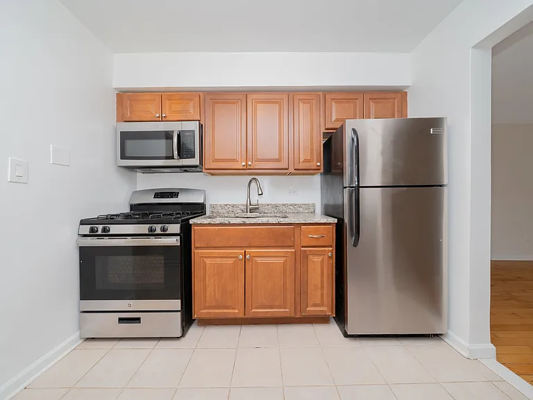 75-10 153rd St #2B — Photo 6