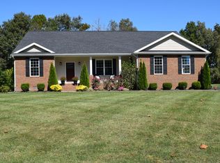 212 Trotters Ln, Madisonville, KY 42431