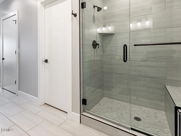 765 E Miner Way — Photo 19