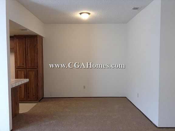 3rd image of 6219 Oak Valley Ln