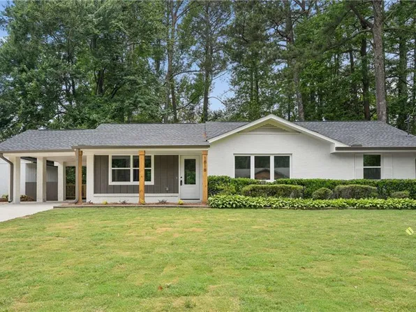 1818 Briarlake Cir, Decatur, GA 30033