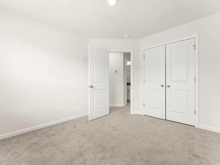 1st guest bedroom