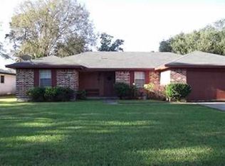 3815 Lay Ave, Groves, TX 77619