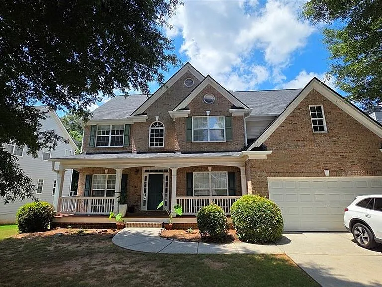 4060 Suwanee Bend Dr — Photo 1