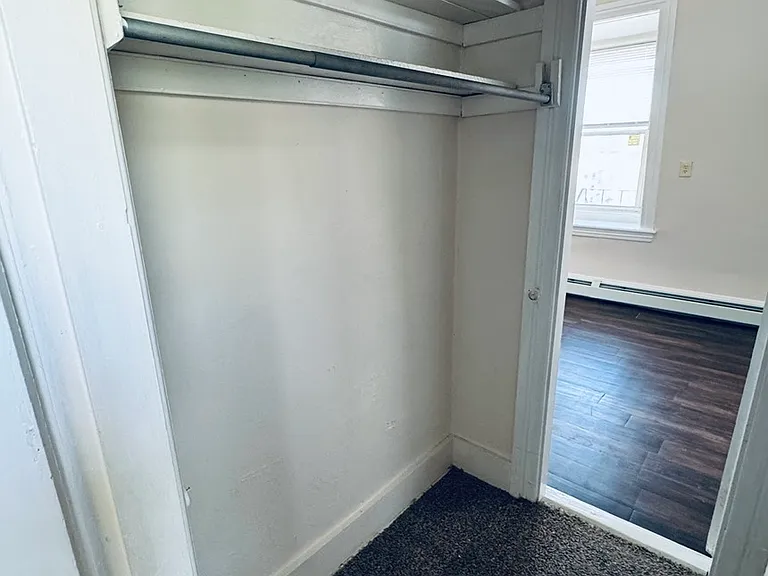 68 Winter St #3L — Photo 3