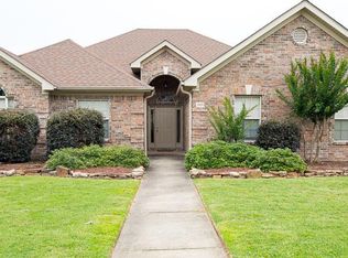 3509 Cloverhill Ln, Benton, AR 72015