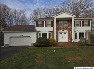14 Washingtons Advance, Manalapan, NJ 07726