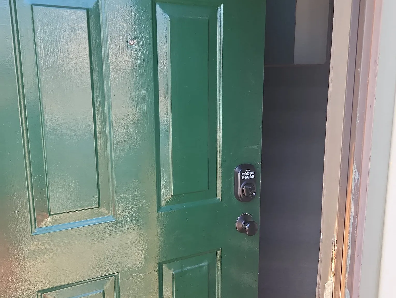 1 bed, 120 sqft, $1,100 — Photo 2