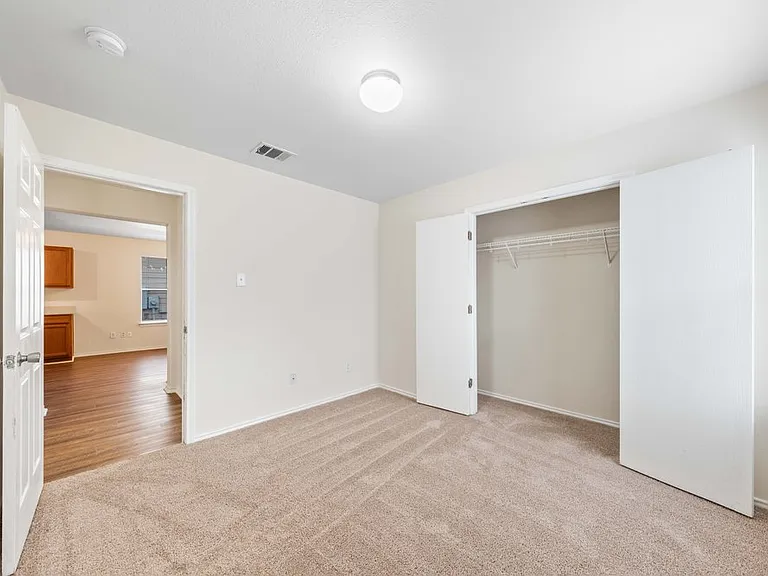 6402 Candleview Ct — Photo 24