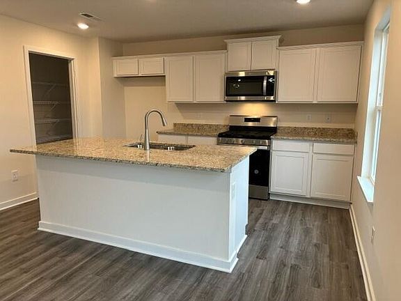 2nd image of 3829 Genteel Dr