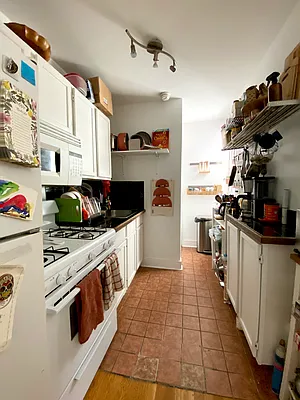 Rented by Douglas Elliman | media 8