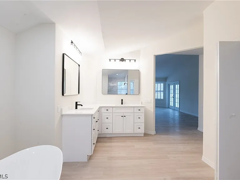 15200 Sweetwater Ct — Photo 20