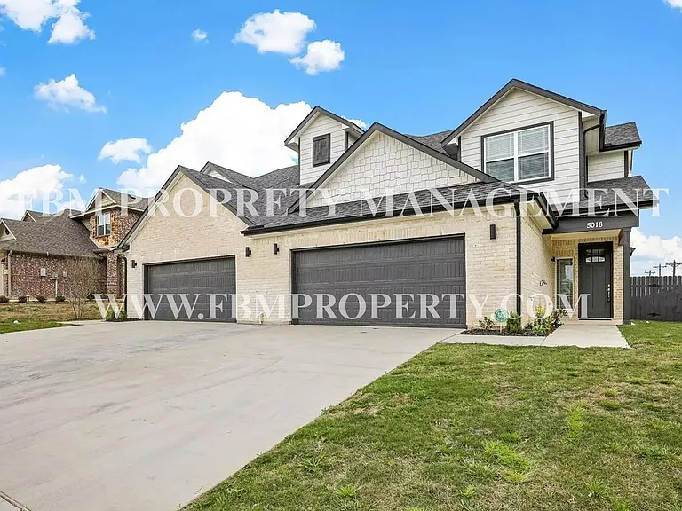 5018 Villas Dr — Photo 1