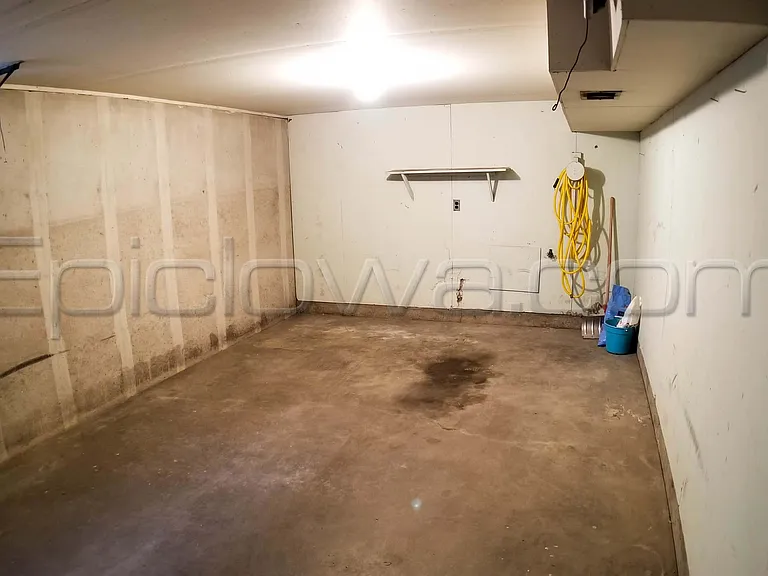 2910 Johnson Ave NW — Photo 10