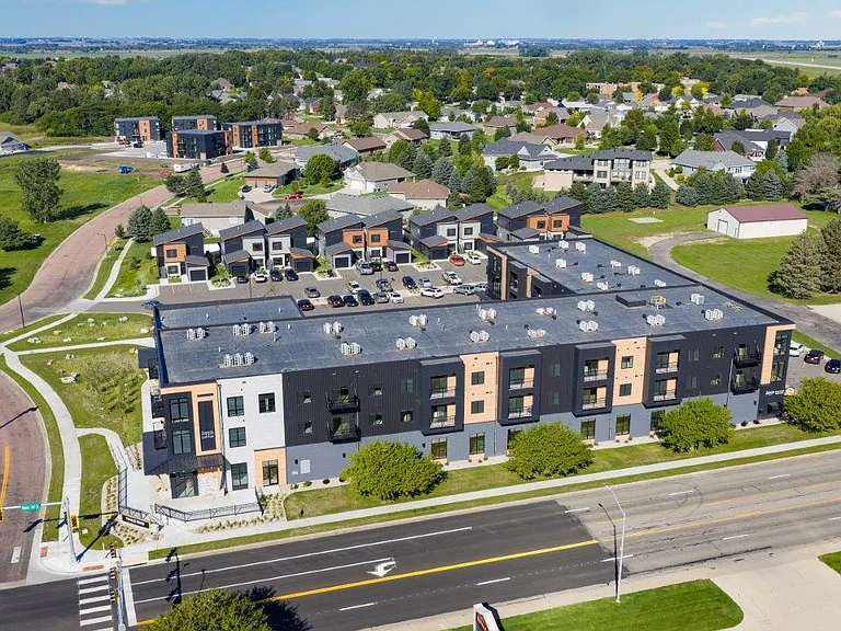 Apartments @ Trails Head — Photo 7