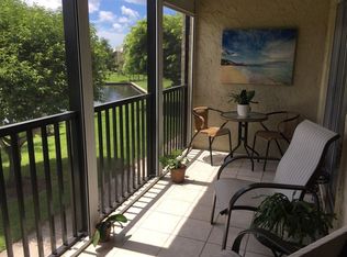 788 Park Shore Dr #25, Naples, FL 34103