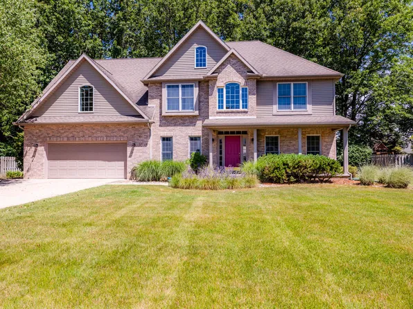 995 Field Dr, Saint Joseph, MI 49085
