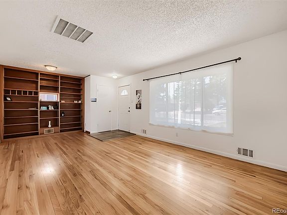 3rd image of 2036 Sherwood Lane