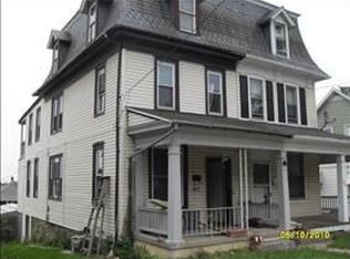 227 S Main St, Red Lion, PA 17356