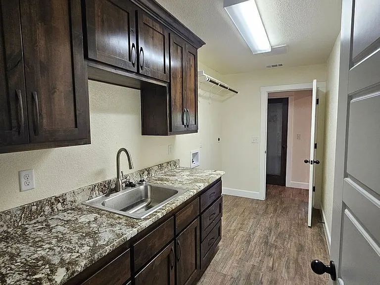 277 Skyline Dr — Photo 13