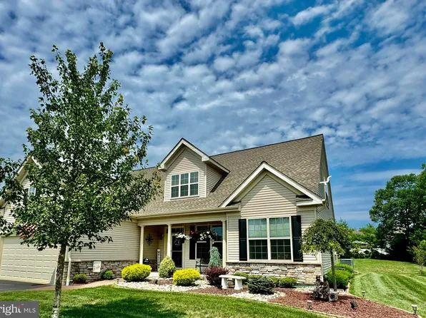 10 Rockland St, Barnegat, NJ 08005