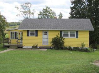 7271 E Water St, Fairview, PA 16415