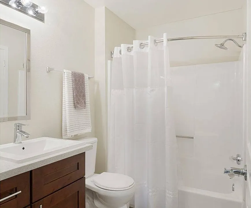 1x1 Remodel Bath