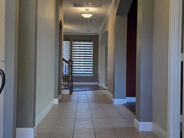 9705 Dragonfly Dr — Photo 3