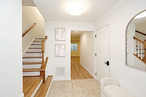 2036 Bethpage Ct Photo 1