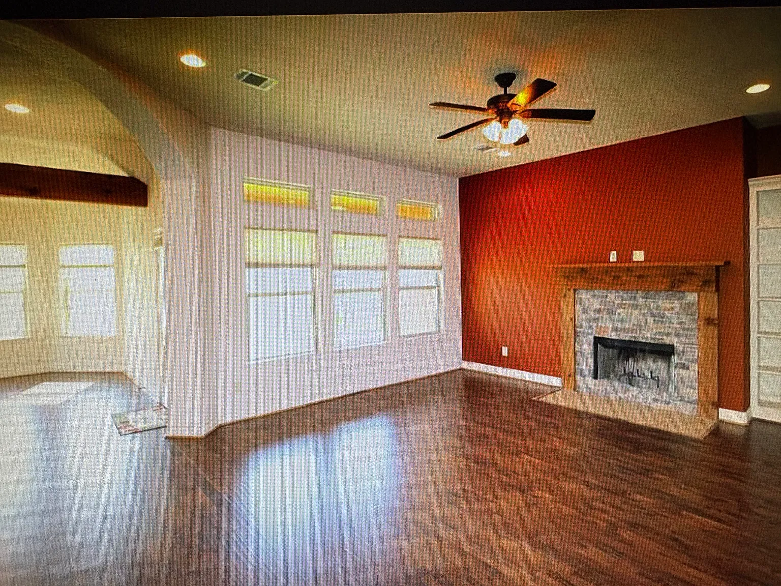 3 bed, 1826 sqft, $1,950 — Photo 3