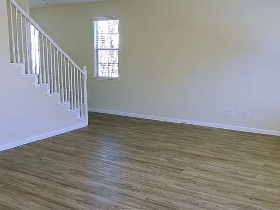 5th image of 4072 Impala Cir