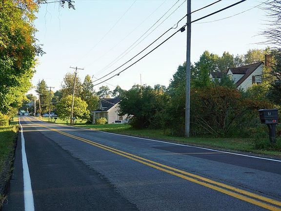 4th image of 85 County Route 10