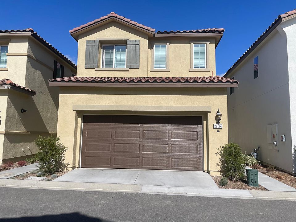 1st image of 27174 Canyon Rock Ct