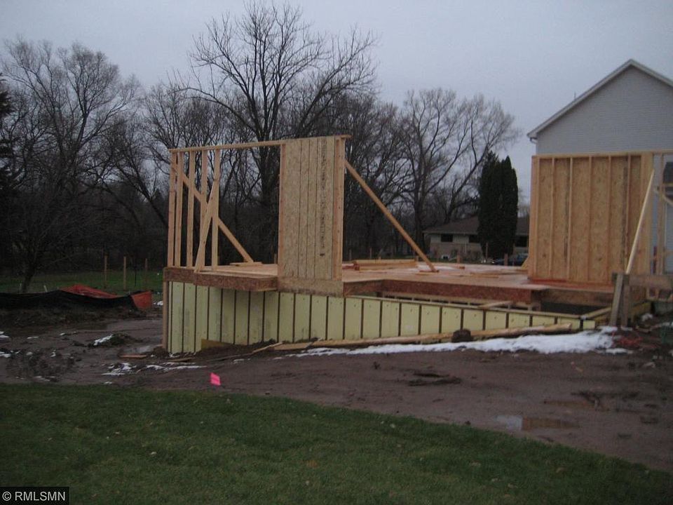 1st image of 2230 Hazelwood Ave