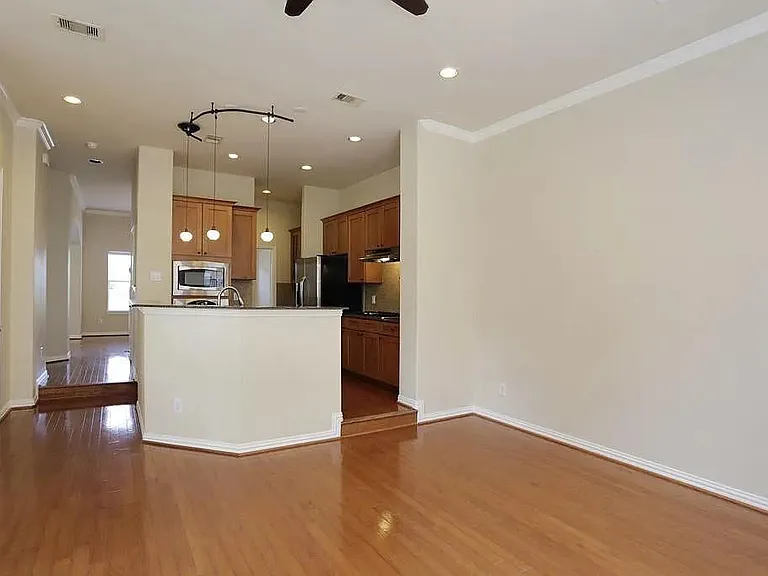 5615 Winsome Villas Ln #H — Photo 8