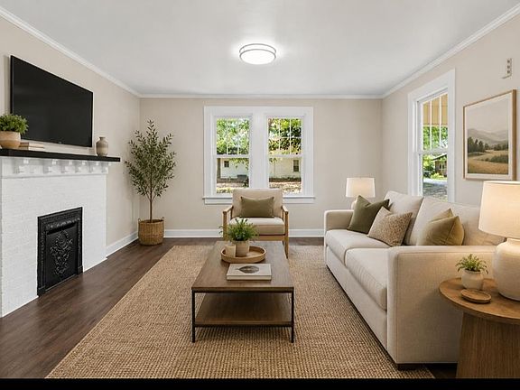 4th image of 305 Kay St