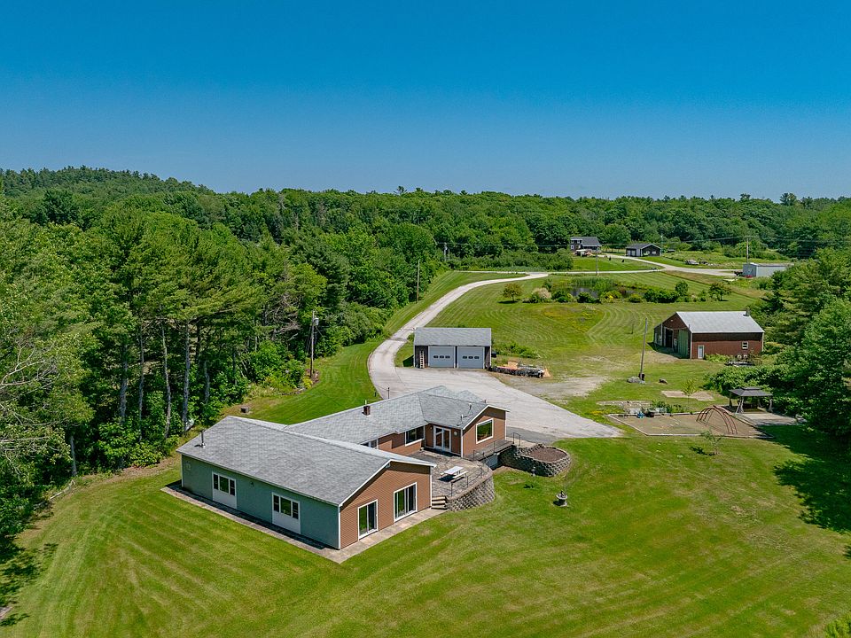 1st image of 389 Castine Road