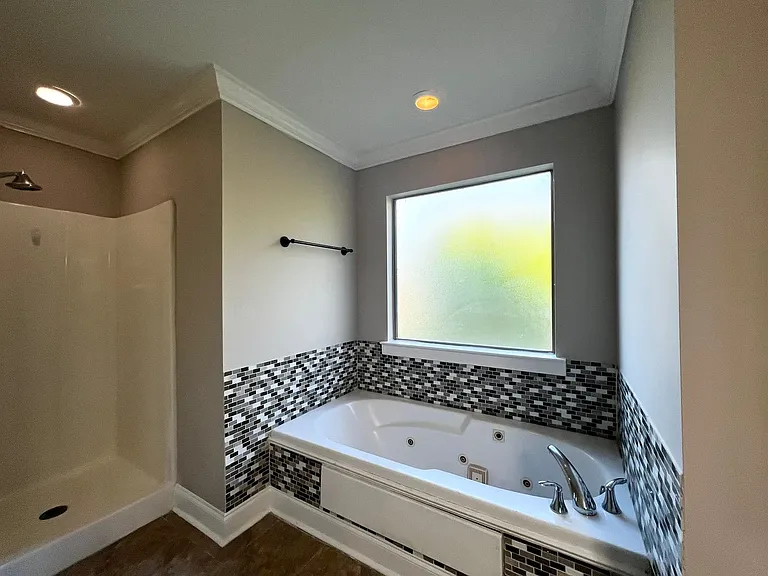 204 King Arthurs Way — Photo 13