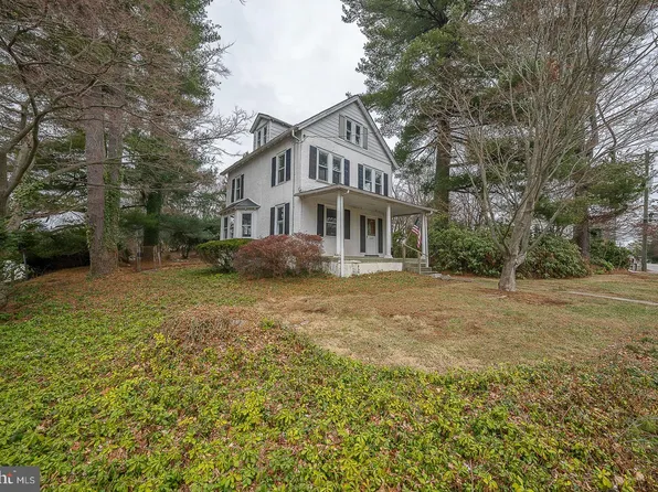 111 Bishop Hollow Rd, Newtown Square, PA 19073