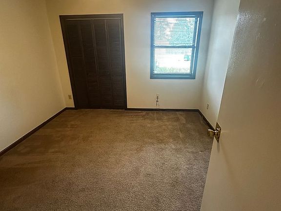 4th image of 2712 Tyndall Dr