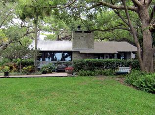 961 Victoria Dr, Dunedin, FL 34698